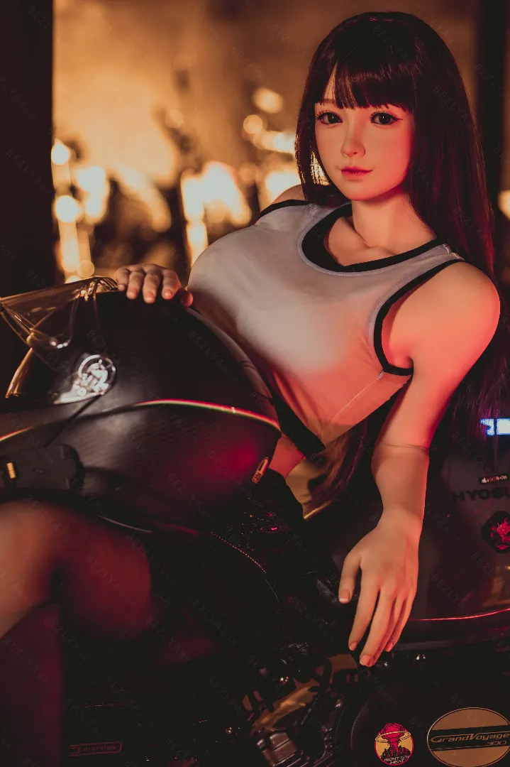 160cm (5ft3) B-Cup Lightweight Silicone Sex Doll, Head Holly